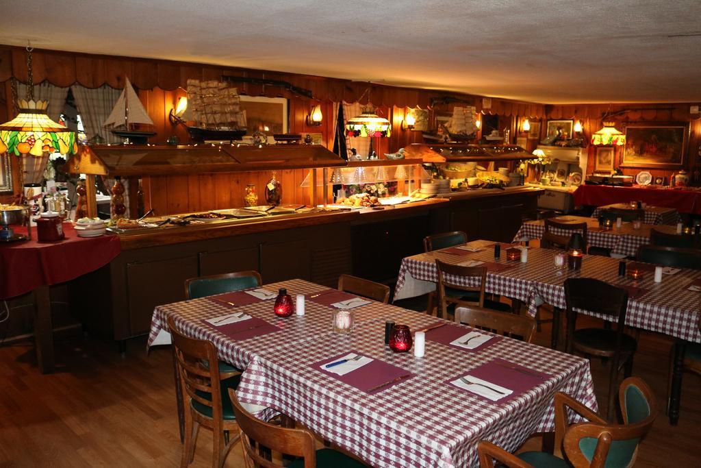 Colonial Inn Pine Hill Екстер'єр фото